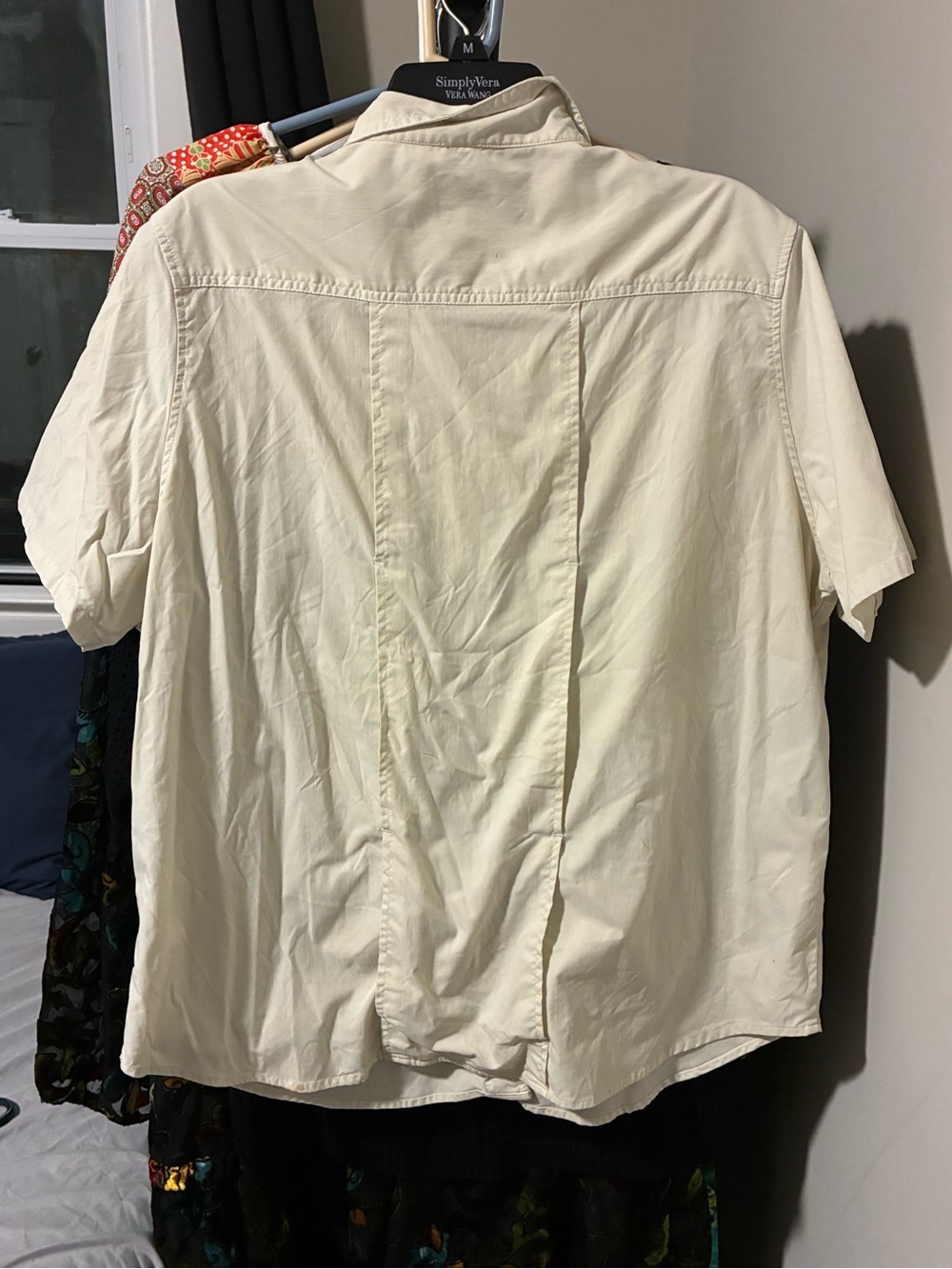 Vintage TravelSmith Women’s XL Cream Short Sleeve Utility Shirt - Picture 2 of 3